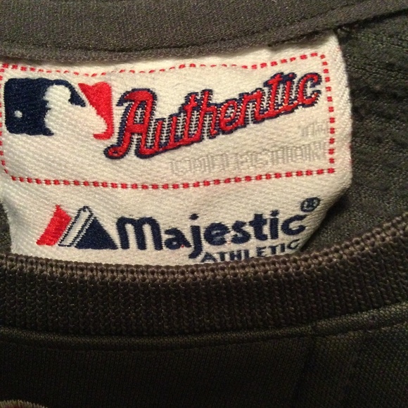 Authentic MLB Boston Red Sox Majestic Brand Shirt - Picture 3 of 5